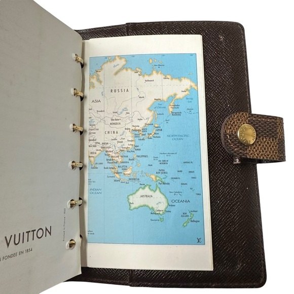 Louis Vuitton Damier Ebene Leather PM Agenda with Ruler Stickers & Map - Picture 11 of 15